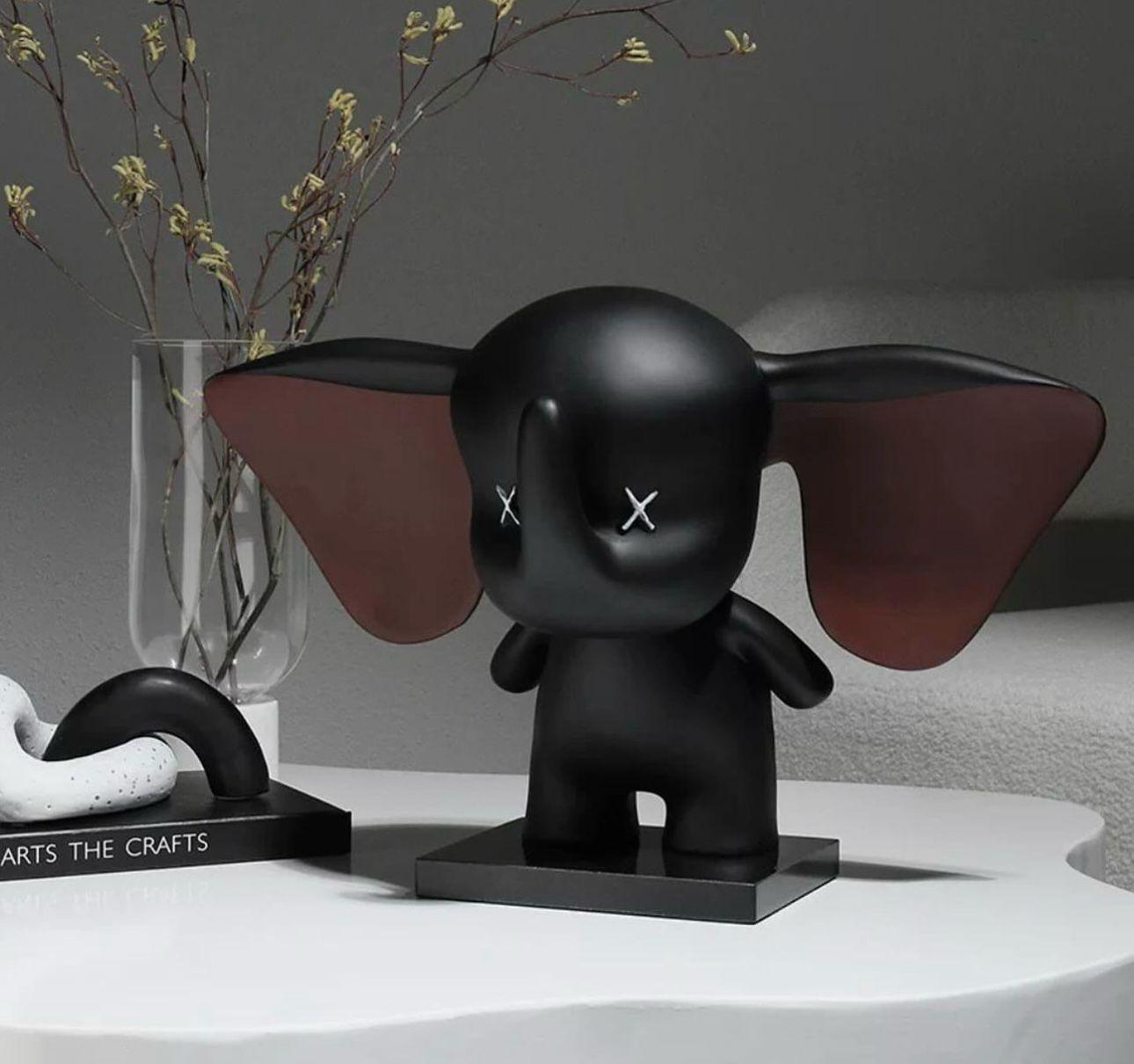 Similing Baby Elephant Decor